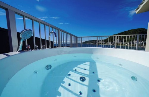 Yokosuka House | Oceanfront Rooftop Jacuzzi Standard 2 people - Oceanfront Room only/Yokosuka Kanagawa