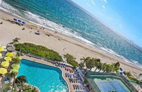Bermuda Riviera Condo | Oceanfront Room with Balcony Unit 812