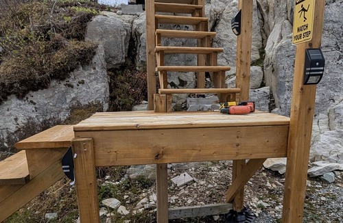 Port Dufferin House | OCEANFRONT RUSTIC ESCAPE with Hottub and Sauna can Sleep 8!