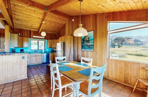 Sea Ranch House | Oceanfront Sea Ranch home near Black Point with ocean views