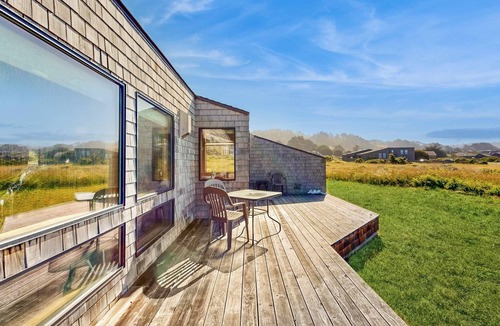 Sea Ranch House | Oceanfront Sea Ranch home near Black Point with ocean views
