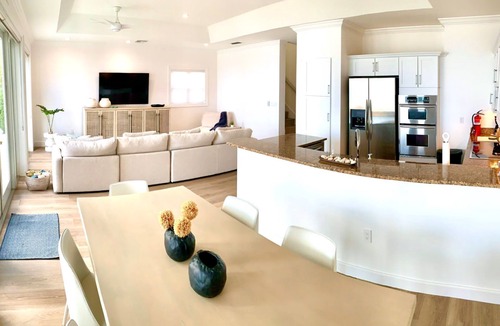 Patricks Island Villa | Oceanfront South Sound Home with magical sunsets!