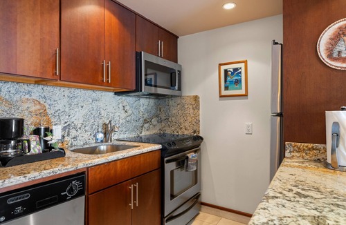 Historic Lahaina Front Street Apartment | Oceanfront Studio at Lahaina Shores #313