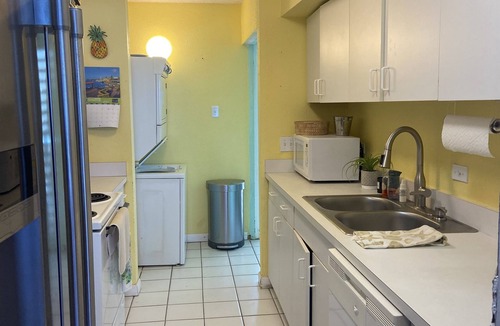 Estate Golden Rock Condo | Oceanfront Sugar Beach Condo