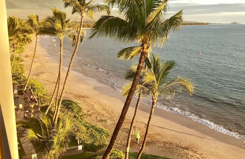 Kihei Condo | Oceanfront Sugar Beach Resort Penthouse 34. Amazing Ocean Views! Remodeled!