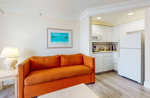 Ortona Park Hotel | Oceanfront suite with amazing views, gym & high-speed internet