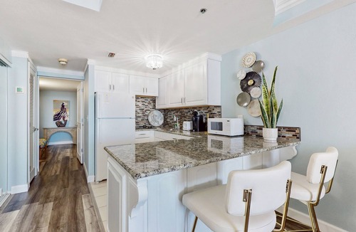 Ortona Park Hotel | Oceanfront suite with gym & high-speed WiFi