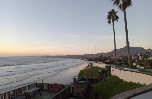 Playas de Rosarito Apartment | Oceanfront suite with king bed, bbq, pool, jacuzzi, private gate to the beach