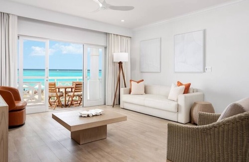 The Bight Resort | Oceanfront Resort Suite | All-Inclusive, Lagoon-Style Pool & Paddleboards