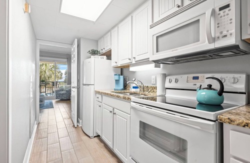 Litchfield by the Sea Condo | OCEANFRONT: The Seabatical Suite at Bridgewater Resort/Litchfield By The Sea