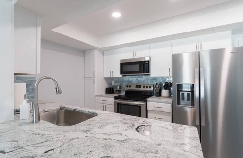 South Patrick Shores Condo | Oceanfront Updated Condo - Direct Beach Access!