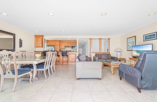 Balboa Peninsula House | Oceanfront Upper Level Retreat in the Coveted Pier to Pier Location