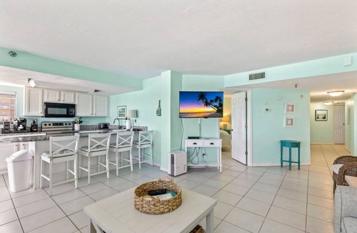 Daytona Beach Shores Apartment | Oceanfront Penthouse Pool Hot Tub Beach Access