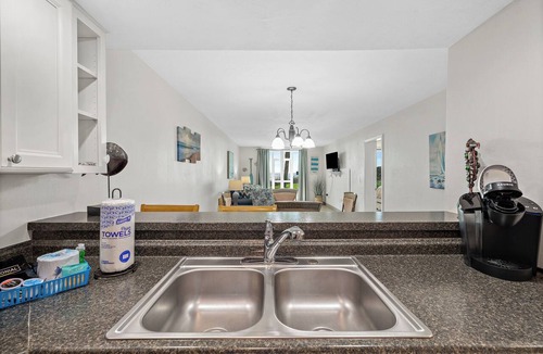Indian Harbour Beach Condo | Oceanfront 2BR Condo Steps to Beach Heated Pool Sleeps 6, Unit 104