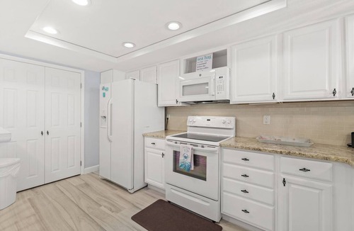 Indian Harbour Beach Condo | Oceanfront 2BR 2BA Condo 3rd Floor Balcony Sleeps 4