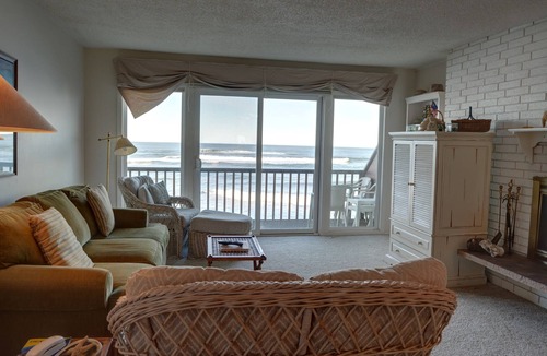 Neskowin Condo | Oceanfront Views and easy beach access make this the perfect coastal getaway!