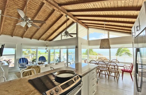 Pirates Cove House | Oceanfront Villa boasting amazing 180º spectacular ocean views!