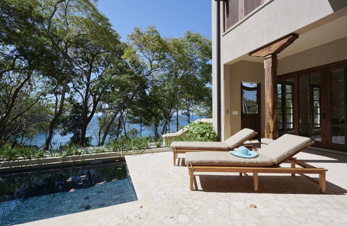 Las Catalinas House | Oceanfront Villa with Pool, Terrace and Beach Club Access - Casa Los Monos