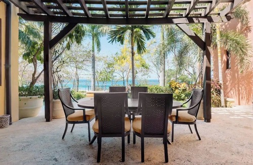 Las Catalinas Villa | Oceanfront Villa with Pool and Beach Club Access - Casa Tom