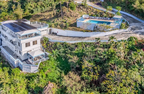 Estate Tabor and Harmony Villa | Oceanfront Villa with Pool, Hot Tub & 5 Condos! USVI