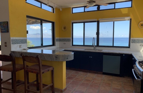 El Sargento House | Oceanfront w/private beach access El Sargento/La Ventana, 3-4bd, 3 ba w/lockout