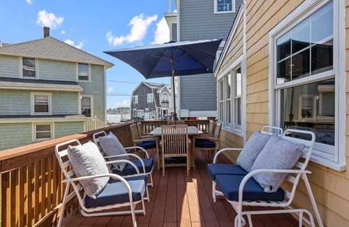 Scituate House | Oceanfront World Cup Home | Roomy Interior and Minutes to Downtown