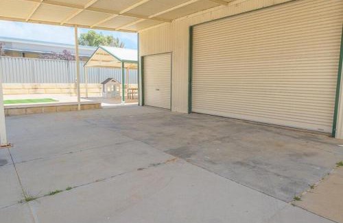 Lancelin House | Oceans Eight