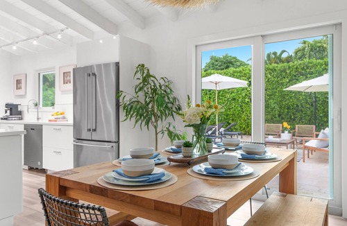 Ocean Ridge House | Oceans Paradise~ Private beach~ Heated pool ~Bikes