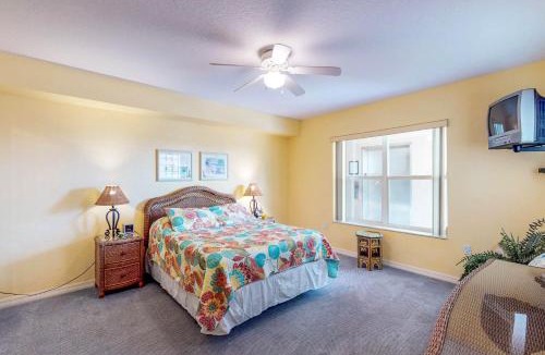 Independence Square House | Oceanside 204