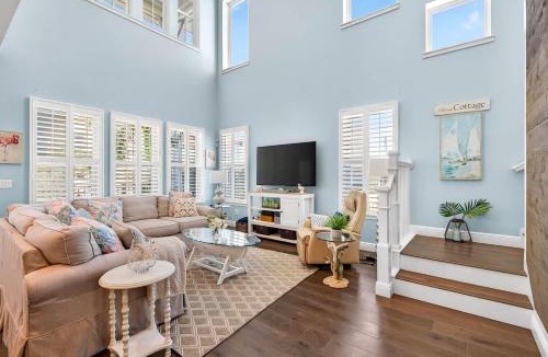 Redington Beach House | Oceanside Beach Cottage