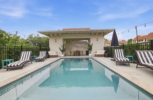 Pass Christian House | Oceanside Breeze - 1BD - Pool