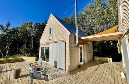 Chimney Corner Cottage | Oceanside Cottage with Stunning Views 3 min. to Beach, near Cabot Trail & Park