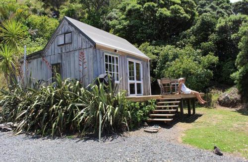 Tuateawa House | OCEANSIDE - Exclusive & private - Castaway Cottage