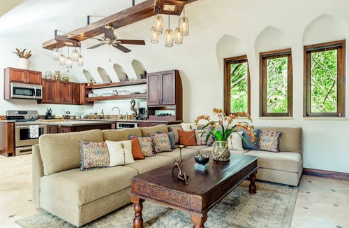 Las Catalinas House | Oceanside Villa with Pool and Terrace - Casa Sonrisa
