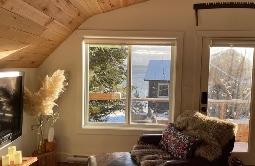 Powell River House | Oceanview Heron Studio