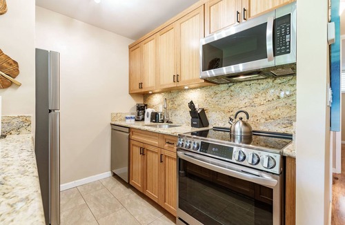 Napili Apartment | Oceanview 1 Bd 1ba Napili Shores F147 - AC, King bed, ground floor