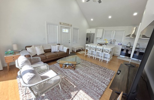 Greenbush House | Oceanview 2 bedroom 2 bath, overlooking the Atlantic.