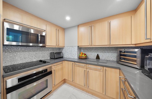 South of Fifth Condo | Oceanview 2B Condo at the Ocean Place-3C