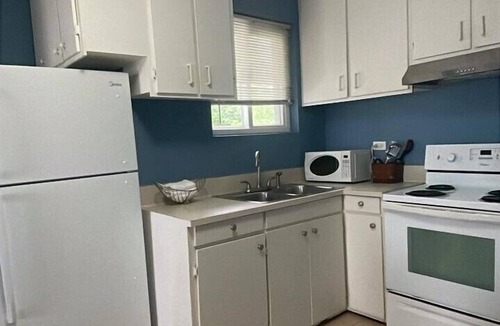 Tamuning Apartment | Oceanview 2BR/1BA - Unit 210 Ocean Villa