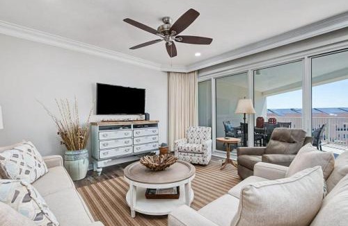 Sandestin House | Oceanview Condo with Pools and Hot Tub