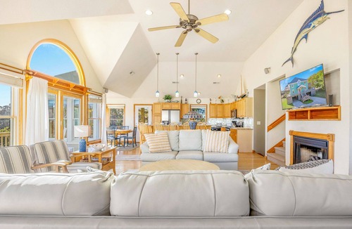 Rodanthe House | Oceanview Dog Friendly Home in Waves w/Private Pool, Hot Tub, and Game Room