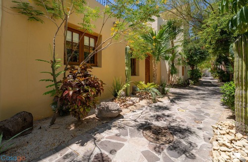 Nopolo House | Oceanview Escape with Rooftop Terrace & Mountain Views Welcome to your perfect coastal retreat!
