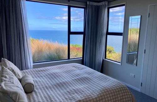 St. Clair Bed & Breakfast | Oceanview Haven B&B