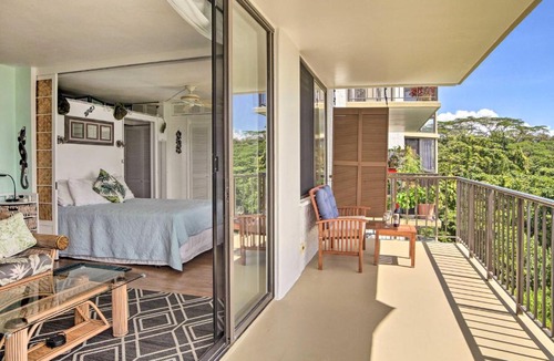 Hilo Apartment | Oceanview Hilo Condo with Indoor-Outdoor Living