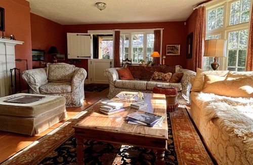 Regional District of Nanaimo House | Oceanview home - 2 min walk to the beach!
