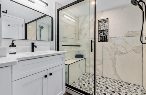 Downtown Myrtle Beach House | Oceanview KING Suite WD Pools Hot Tubs