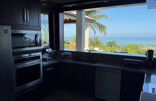 Las Terrenas House | Oceanview Luxury Villa, 6 bedrooms, WiFi, AC, breakfast Preparation included