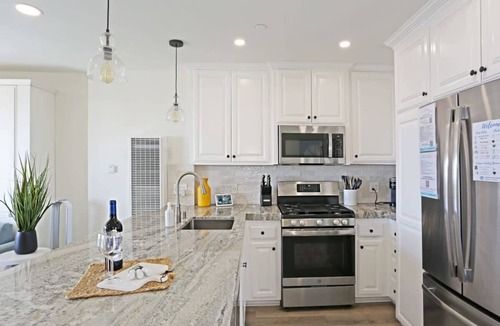 San Clemente Apartment | Oceanview Penthouse Walk to beach Bikes Pets ok