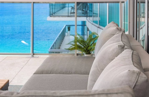 City Center Condo | Oceanview Private Penthouse at The Setai - 3803