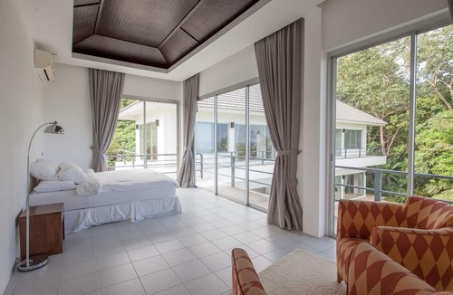 Sa Khu Villa | OceanView Private Villa: Walk to Beach; pool